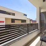 Belinda Apartments With Balcony