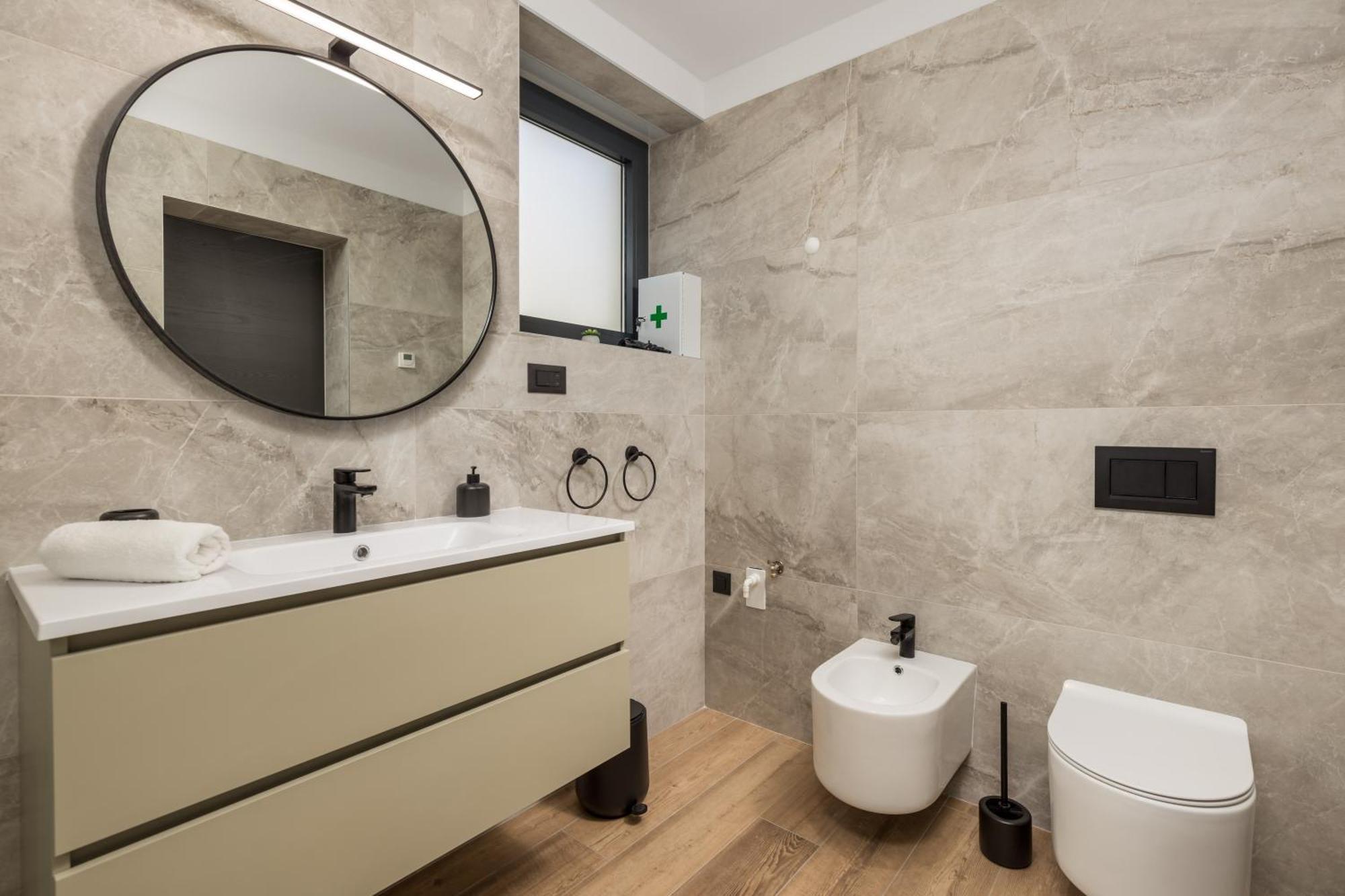 Apartma Belinda With Balcony